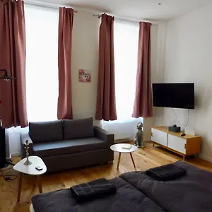 New Center Apartment